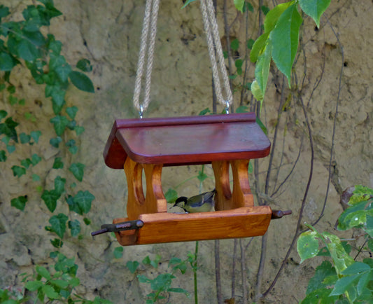 Vogelfutterhaus reine Handarbeit Gartendeko zum aufhängen oder hinstellen