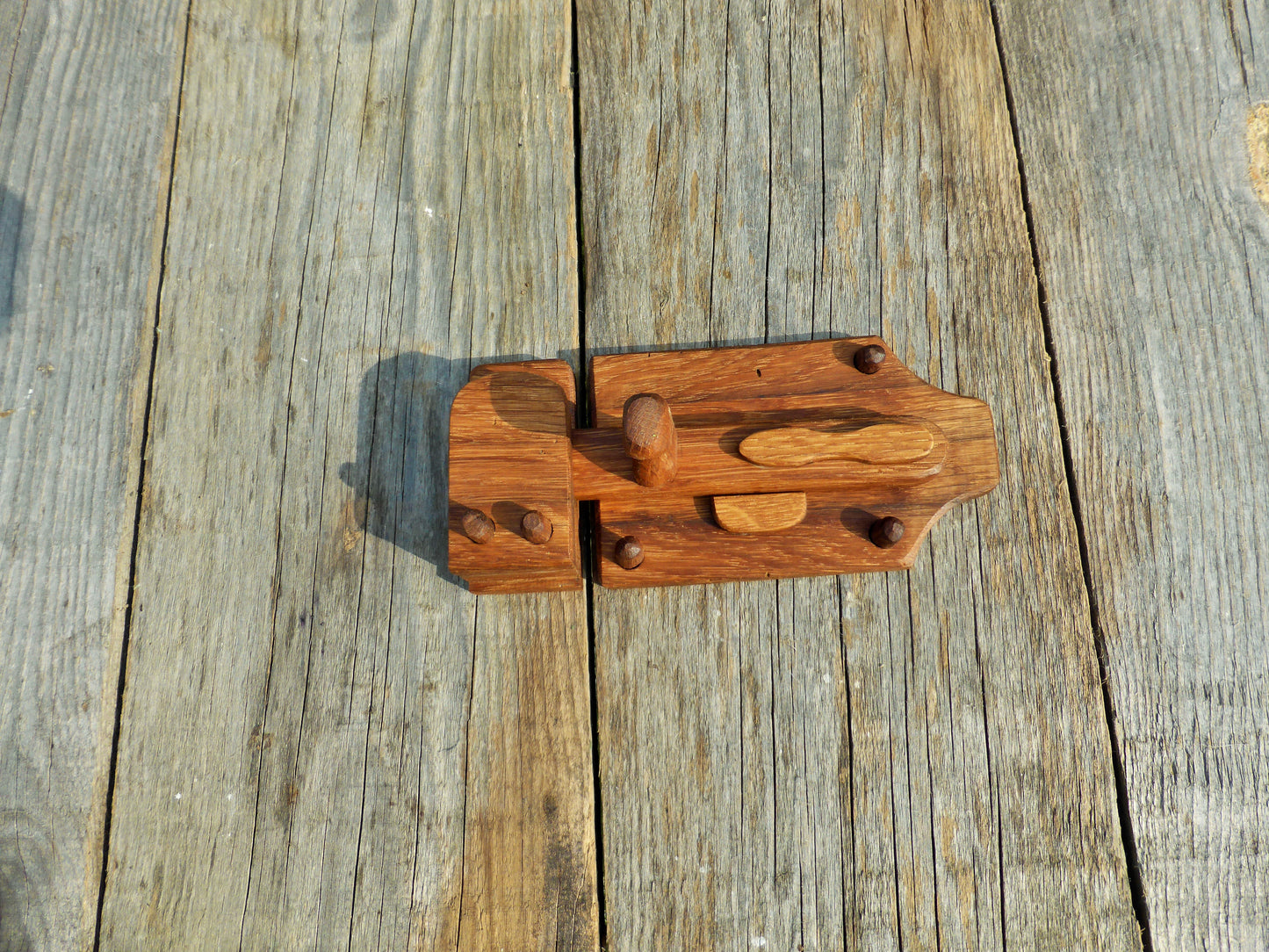 Türriegel zum klappen aus altem Eichen-Holz