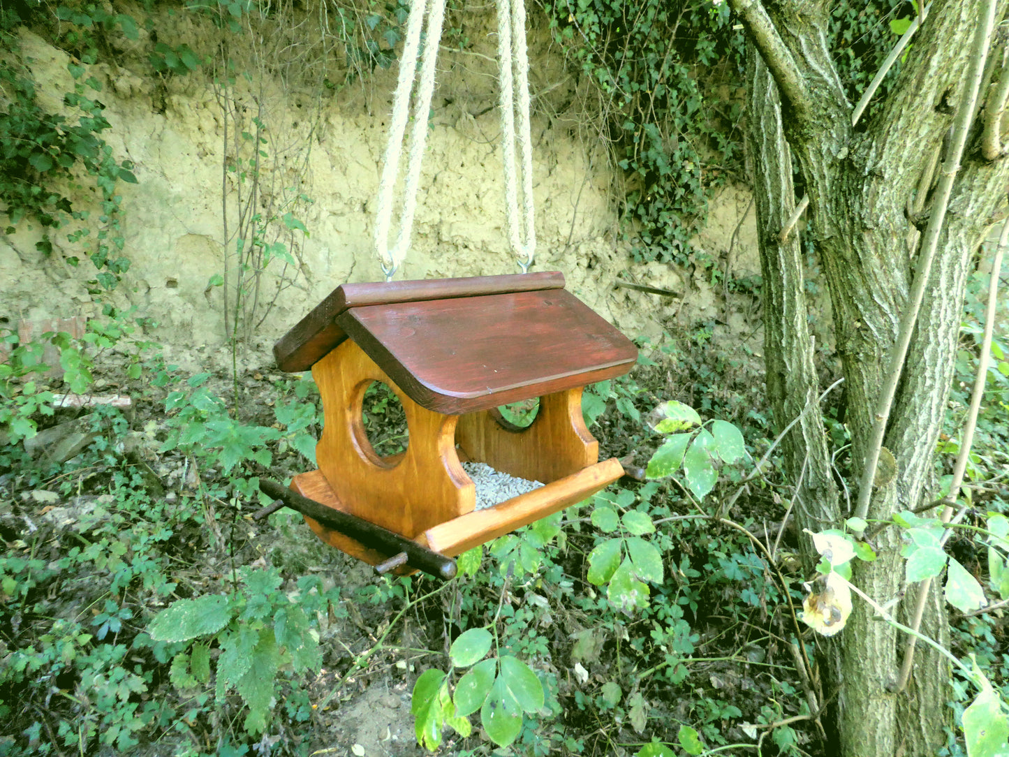 Vogelfutterhaus reine Handarbeit Gartendeko zum aufhängen oder hinstellen