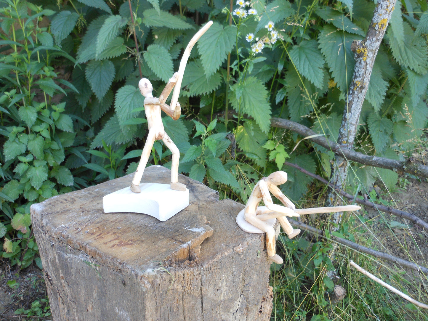 Holzfigur -Angler Skulptur Angelsport Geschenk Hobbyangler Handarbeit  stehend oder sitzend