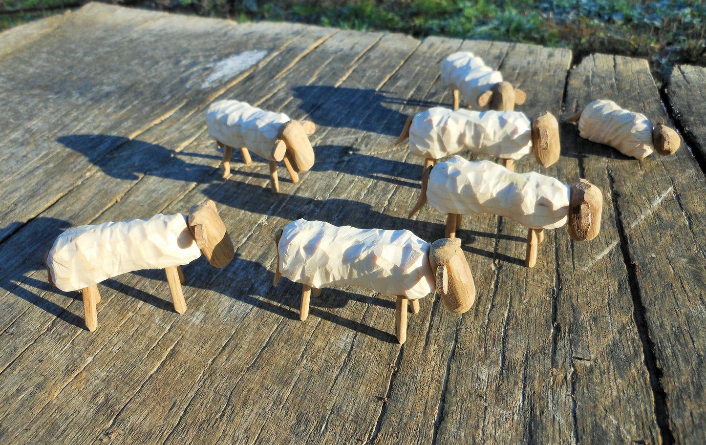 Schafe - Handarbeit  Schafe aus verschiedenen alten Hölzern   2 sheep handmade sheep from different old woods