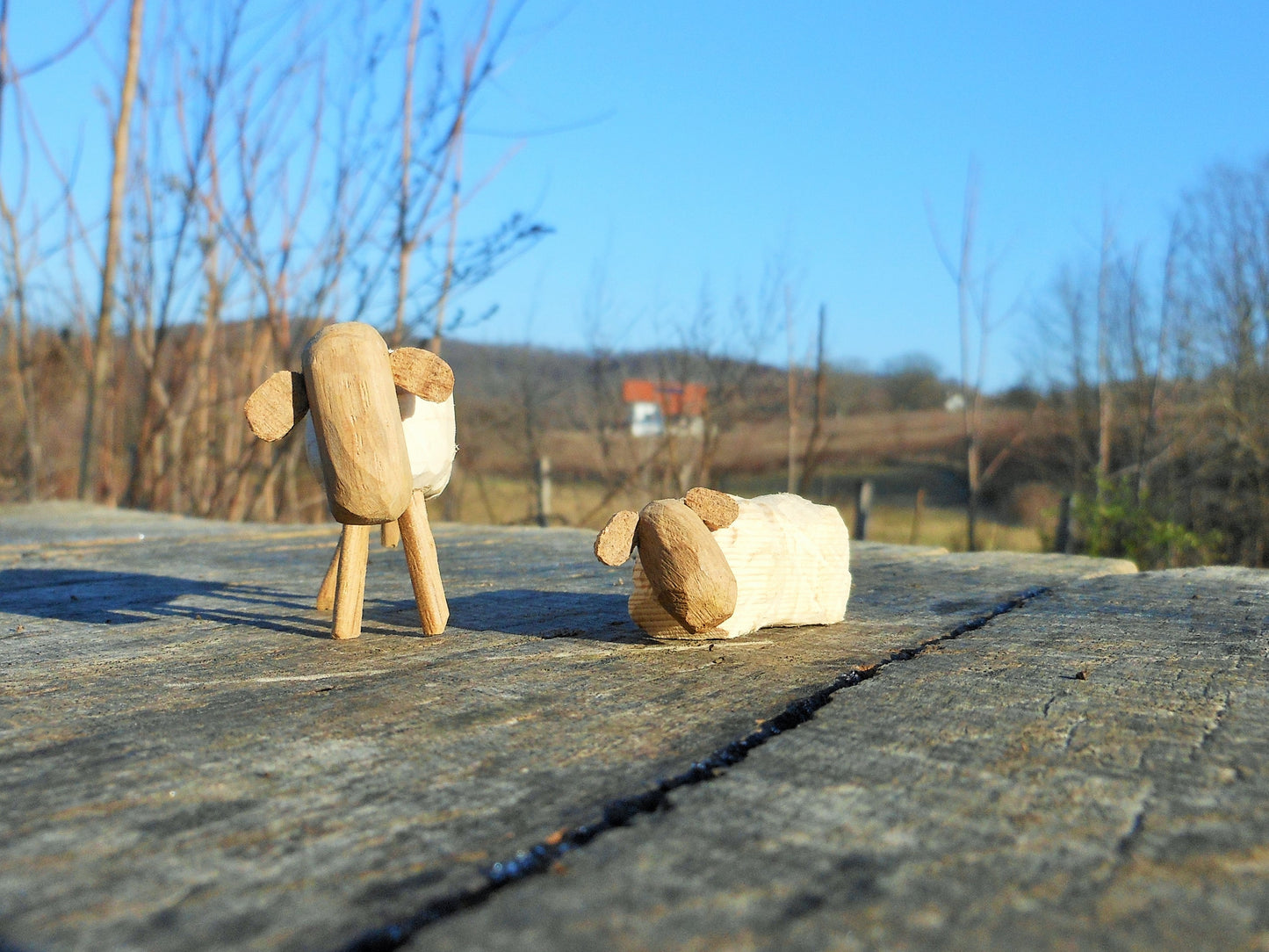 Schafe - Handarbeit  Schafe aus verschiedenen alten Hölzern   2 sheep handmade sheep from different old woods