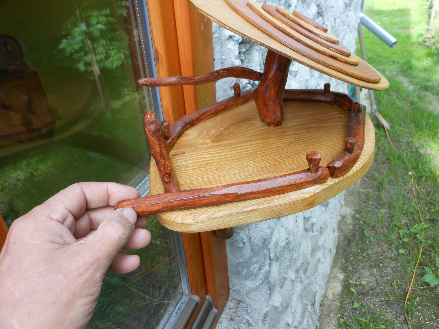 Vogelfutterhaus handgearbeitet  für Fenster-, Wand- oder Balkon-Montage Vogelhaus Vogelhäuschen