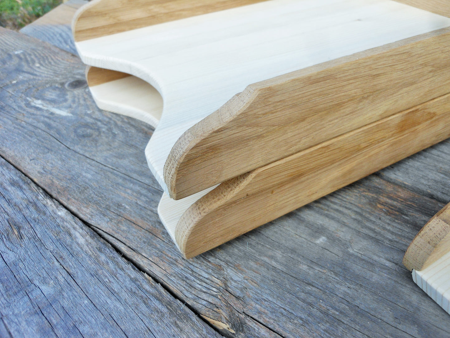 Schreibtischablagen unbehandelt aus uraltem Eichenholz und Nadelholz Desk shelves untreated made of ancient oak wood and coniferous wood