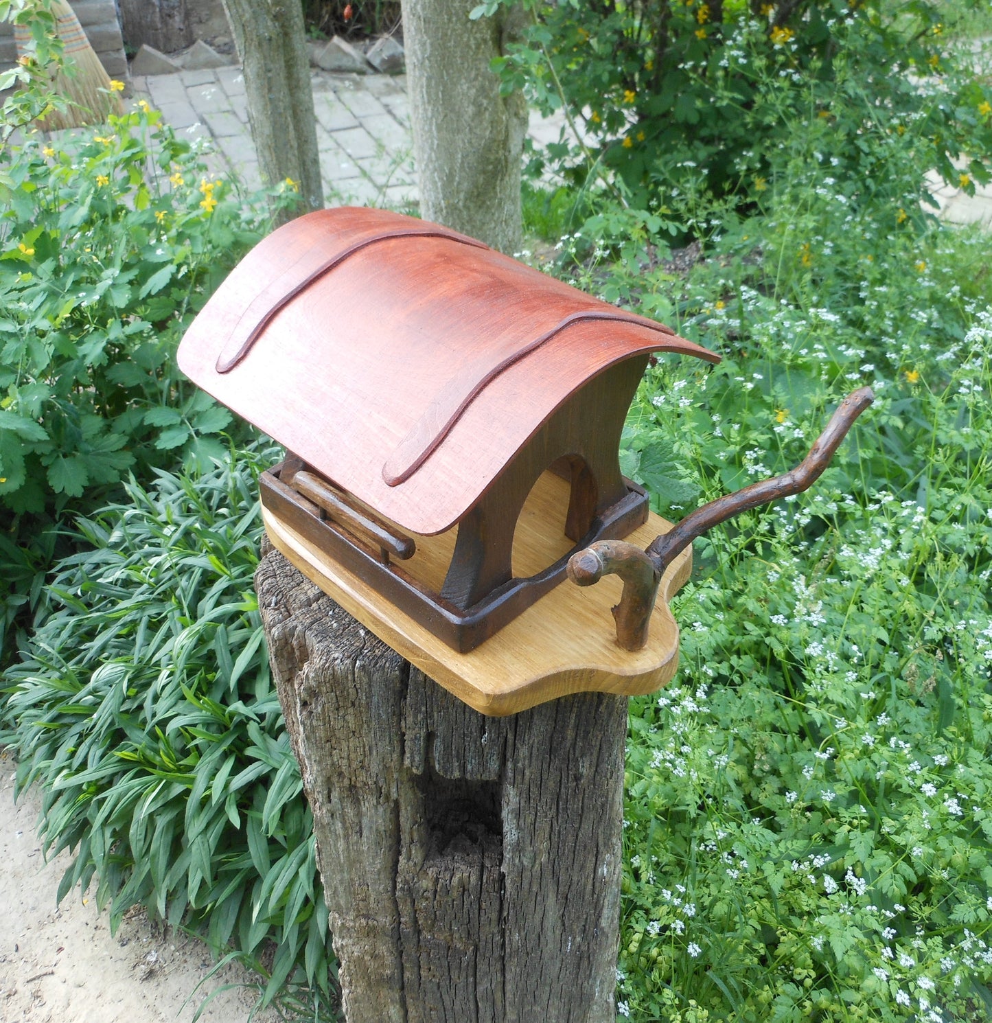 Vogelfutterhaus klein Handarbeit  Altes Nadelholz